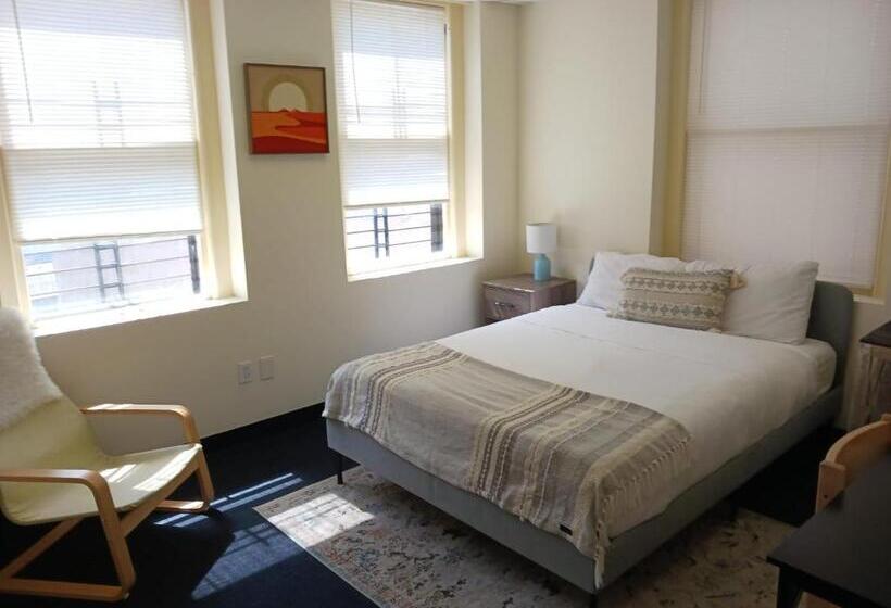 バス共有のスタンダードルーム, Michie House In College Hill