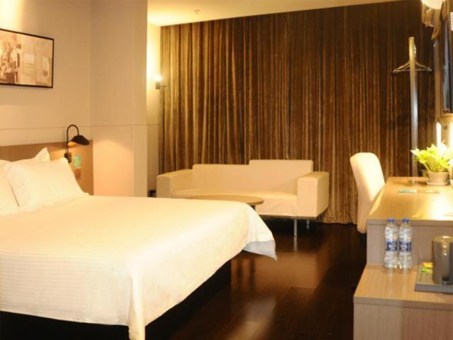 اتاق استاندارد, Jinjiang Inn Select Wuhan Tianhe Airport Branch