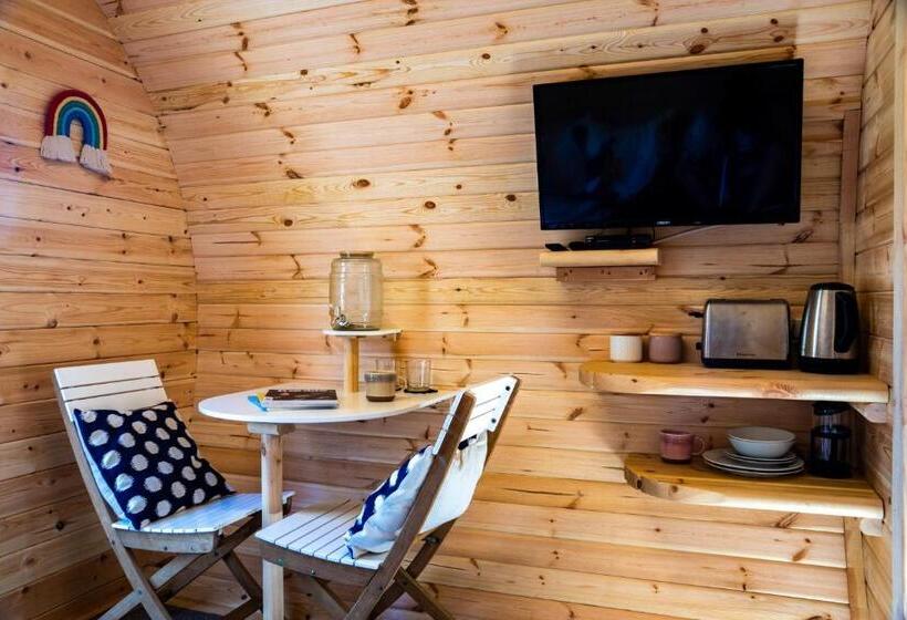 스탠다드 룸 산 전망, Marlborough Wine Barrel Cabins