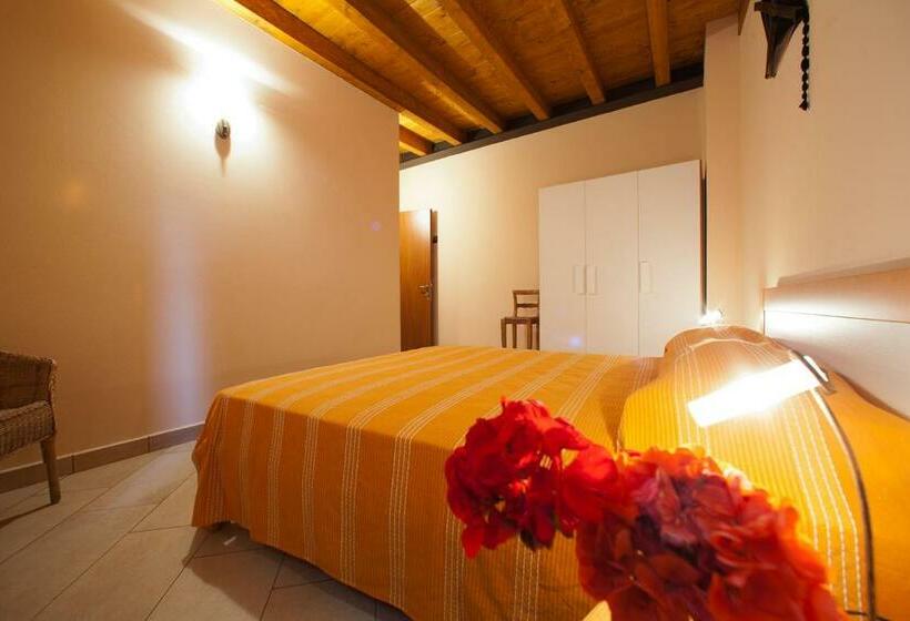 آپارتمان 2 خوابه, La Casa Del Nonno