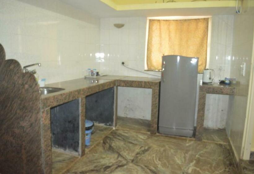 اتاق لوکس با بالکن, James Guesthouse
