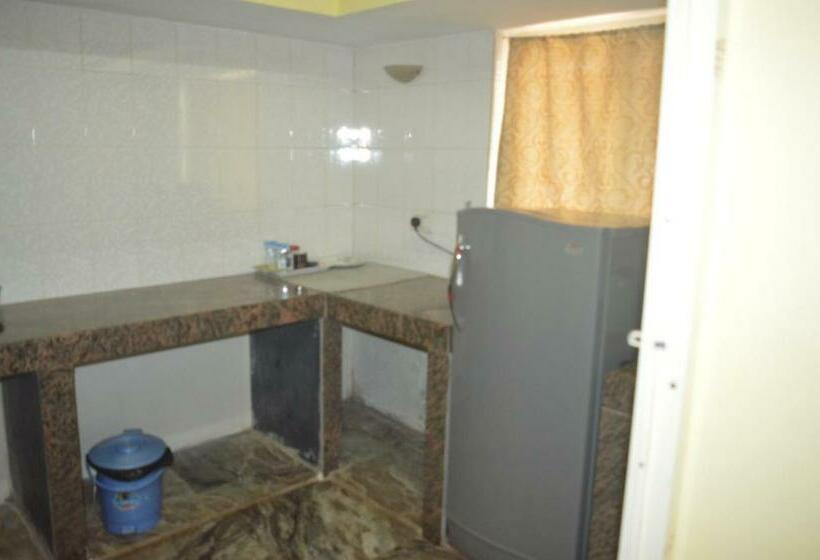 اتاق لوکس با بالکن, James Guesthouse