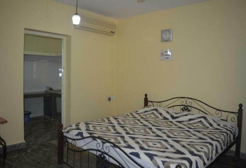 اتاق لوکس با بالکن, James Guesthouse