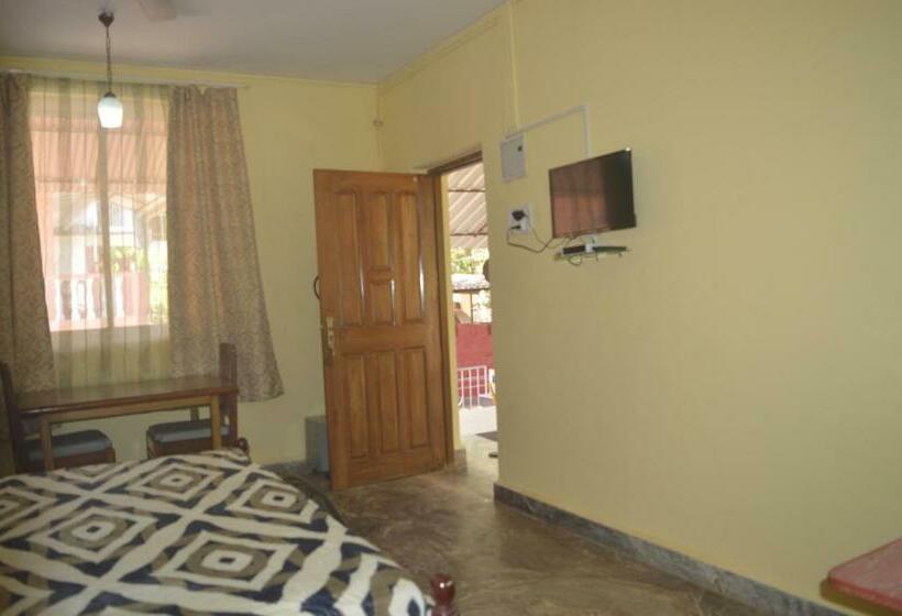 اتاق لوکس با بالکن, James Guesthouse