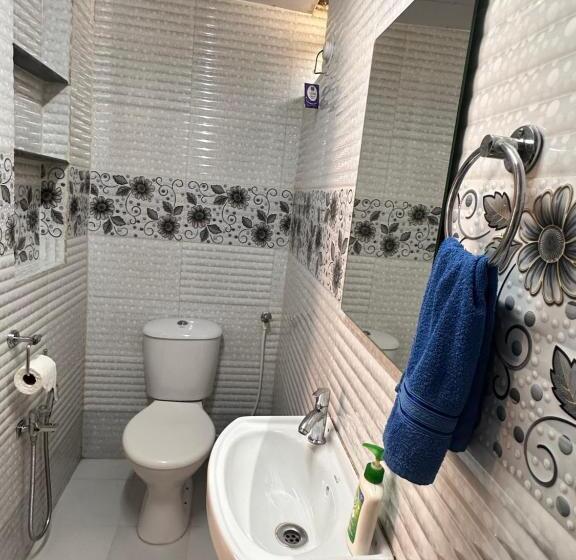 اتاق لوکس, James Guesthouse