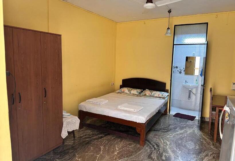 اتاق لوکس, James Guesthouse