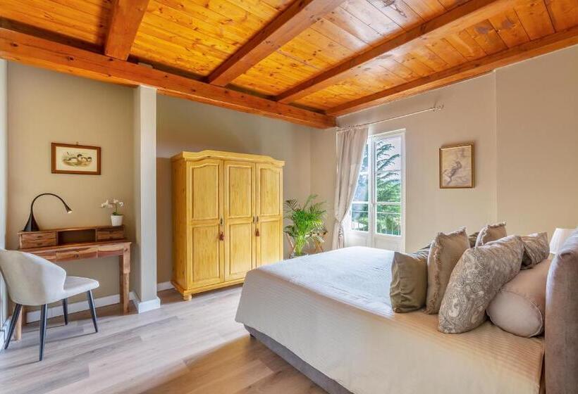 Family Suite, White Tail Organic Farm