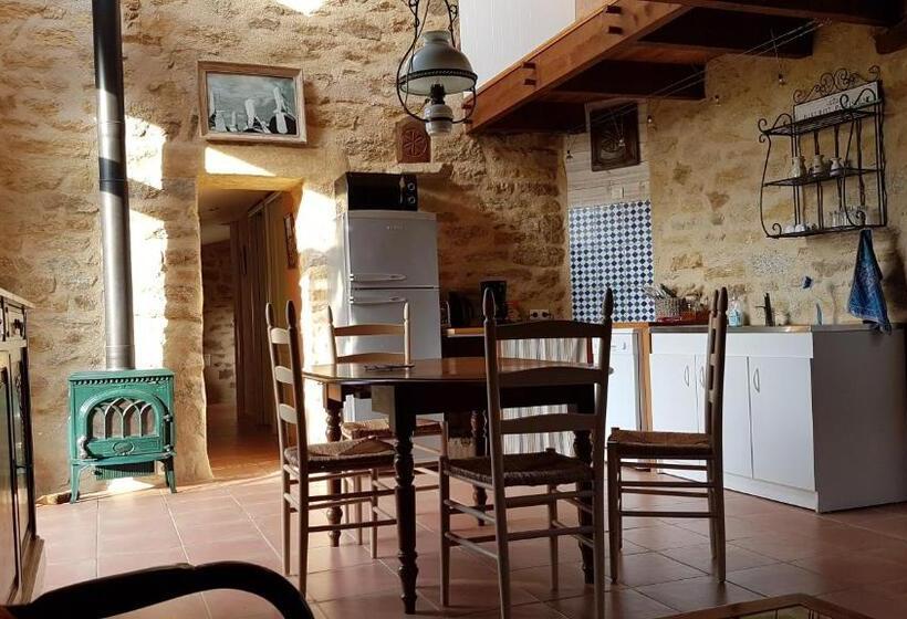 خانه 2 خوابه, La Ferme De Kerhors