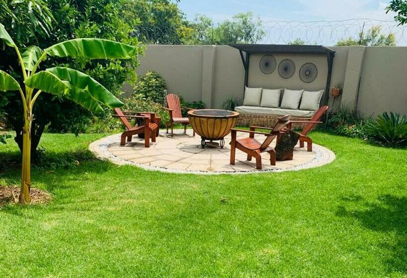 Номер Стандарт Внутренний, Mrhali Boutique Guest House