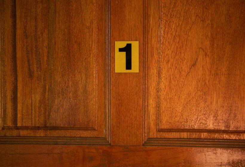 اتاق استاندارد چهار تخته, บ้านเขาค้อริมธาร