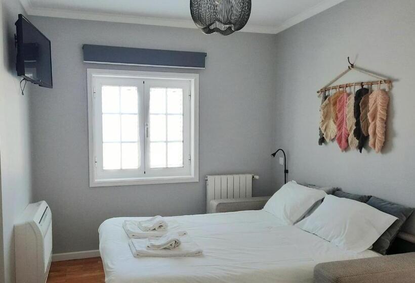 Family Suite, Smiling Places   Guest House In Labruge