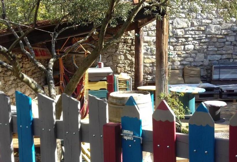 Номер Deluxe, Un Nid Entre Vignes Et Pierres Pic St Loup