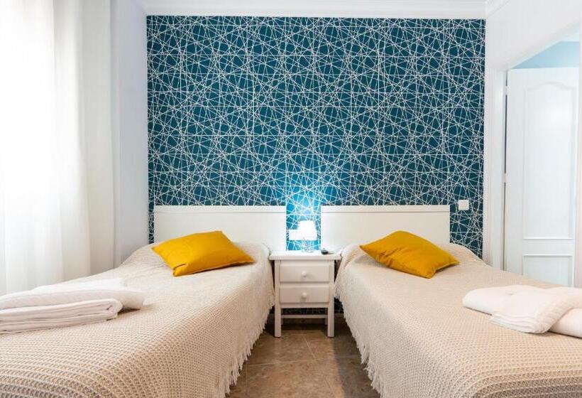 스탠다드 룸, Hostal Luna De Nerja