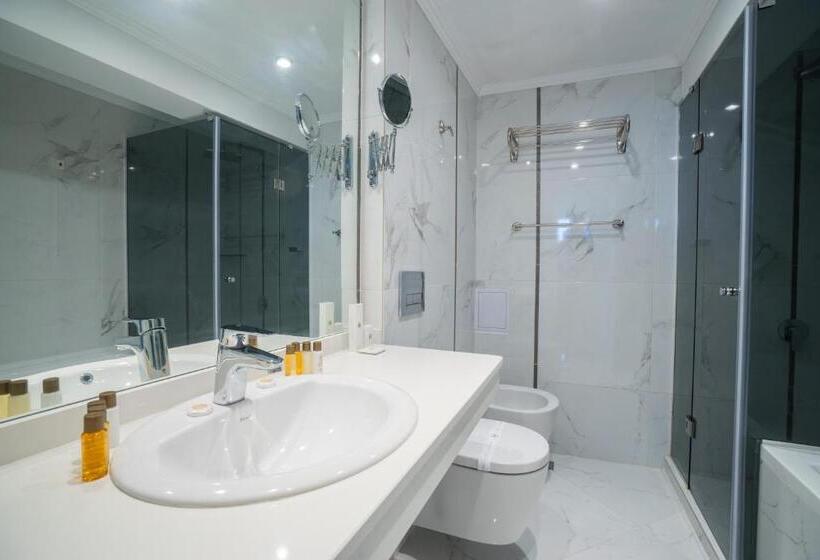 Трехместный Номер Стандарт с Балконом, Perla Royal Hotel   All Inclusive