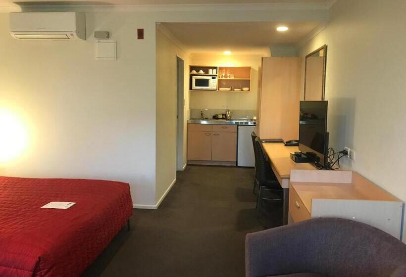 디럭스 자쿠지룸, Harbour City Motor Inn & Conference