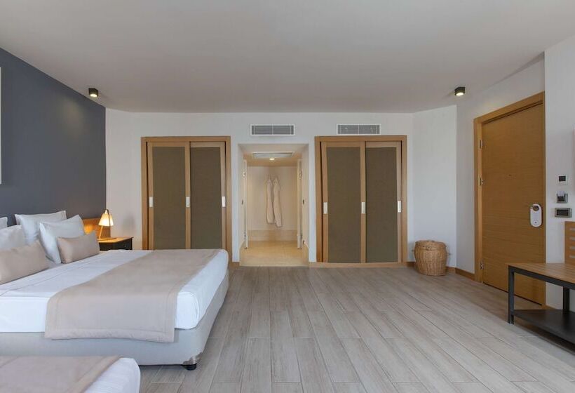 Номер Стандарт с Балконом Вид на Сад, Senses Hotel   Adults Only