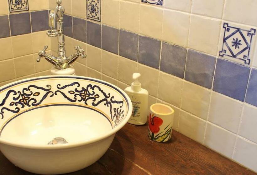 Номер Стандарт, B&b Lo Gnomo