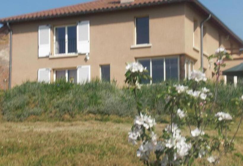 Люкс 2 Спальни, Chambres D Hôtes De La Colline