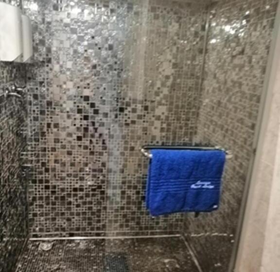 غرفة كلاسيكية رباعية, Lenasia Guest Lodge