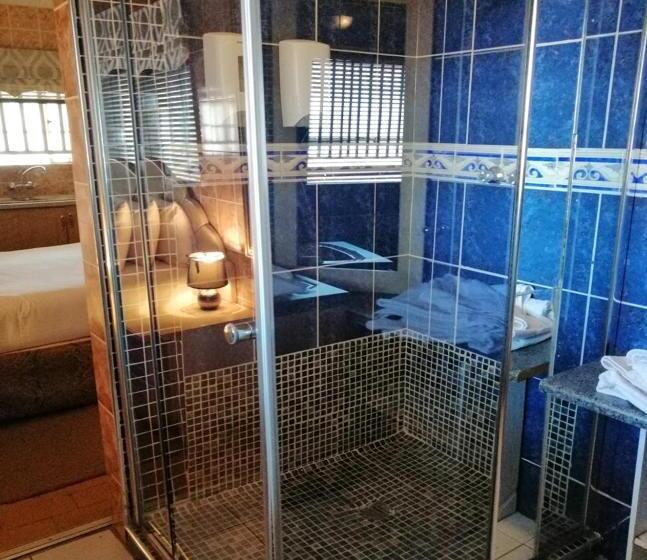غرفة إقتصادية, Lenasia Guest Lodge