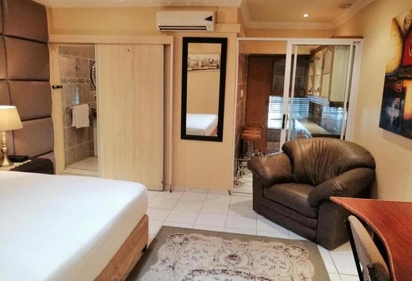 غرفة ديلوكس سرير كينج, Lenasia Guest Lodge