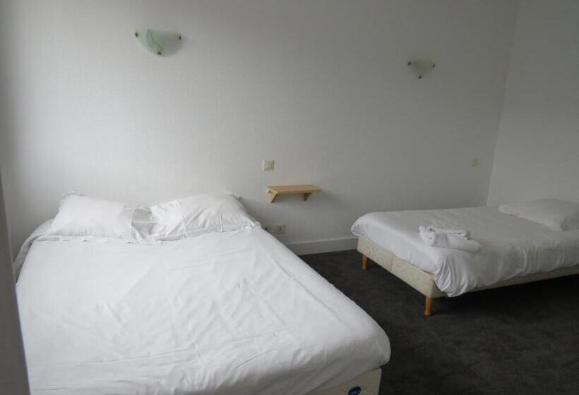 스탠다드 트리플 룸, Hôtel De La Grange
