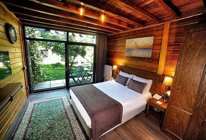 豪华洋房, Triada Hotel Buyukada