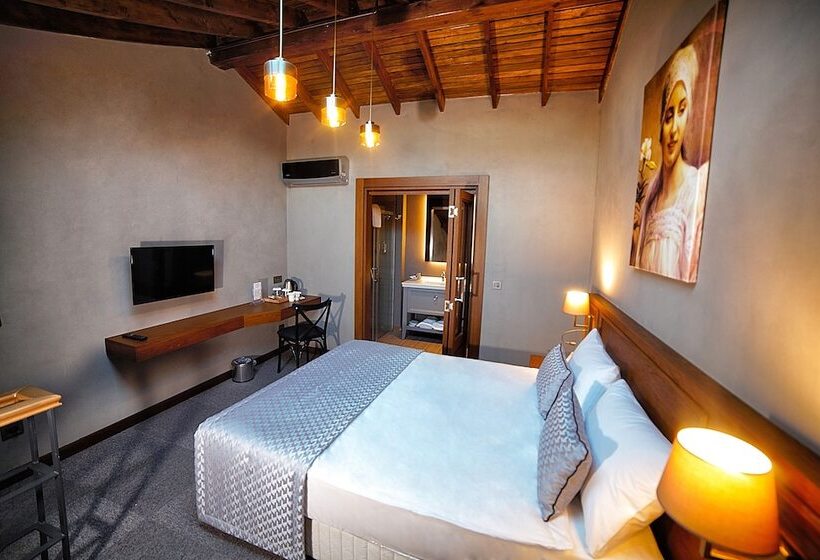 家庭洋房, Triada Hotel Buyukada