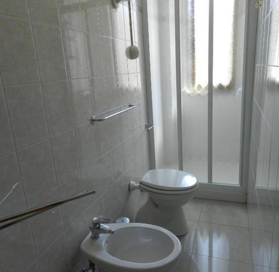 اتاق استاندارد, Air Palace Lingotto