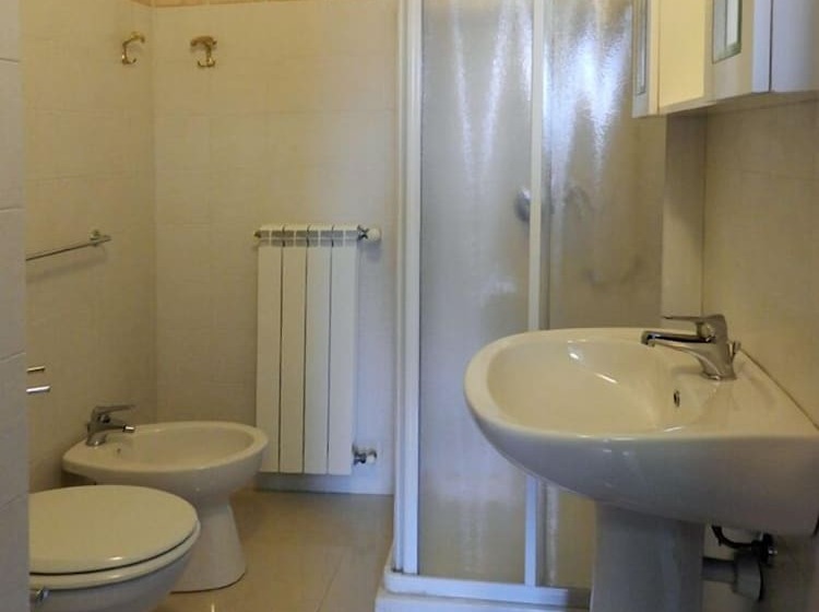 اتاق استاندارد یک نفره, Air Palace Lingotto