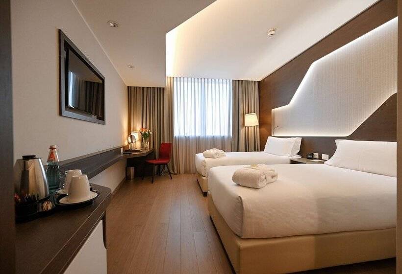 Номер Стандарт, Doubletree By Hilton Hotel Yerevan City Centre