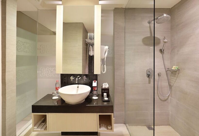 Номер Стандарт Трехместный, Swiss Belhotel Tuban Bali