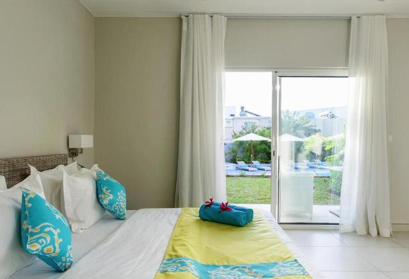استودیوی لوکس, Voile Bleue Boutique