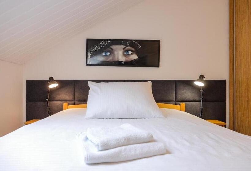 Номер Стандарт, Dworek Różany Hotel & Restauracja