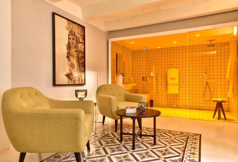 سوییت لوکس, Casa Ellul   Small Luxury Hotels Of The World