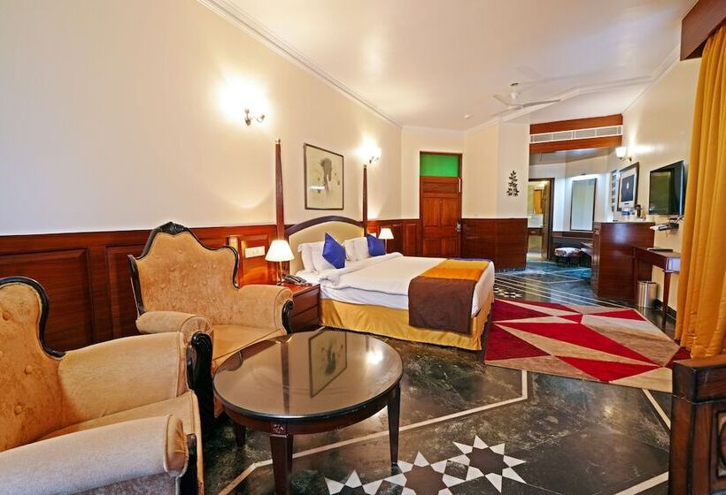 스위트, Welcomheritage Taragarh Palace
