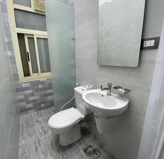 اتاق استاندارد چهار تخته, The Australian Hostel