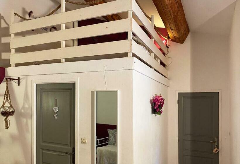 Номер Стандарт, Orangerie De Cardet   Maison D Hôtes   B&b