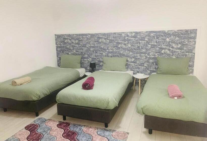 스탠다드 트리플 룸, Pensiunea Bozi Timisoara
