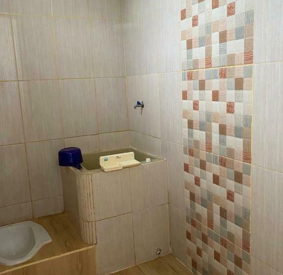 Номер Стандарт, Oyo 90960 Putih Salju Homestay Syariah