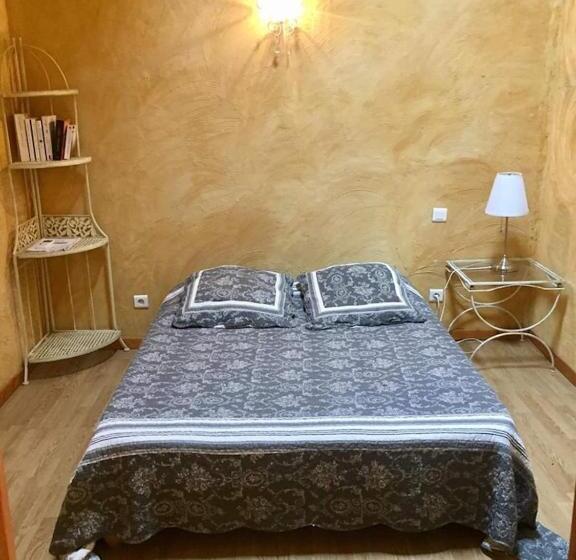 Семейный Номер, Gîte Le Roucoul