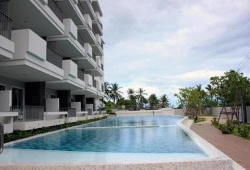 Triple Room Sea View, The Sea Condominium Seaview