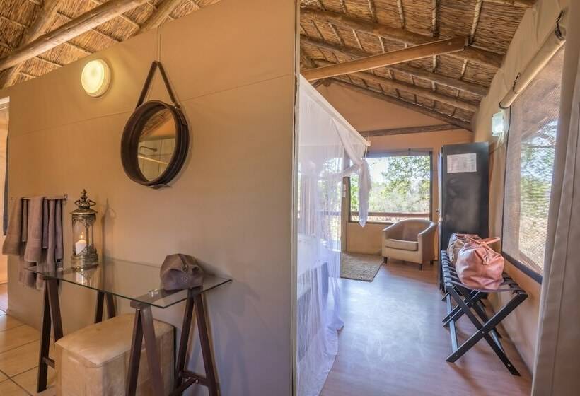 Deluxe Tent, Karongwe Portfolio   Chisomo Safari Camp