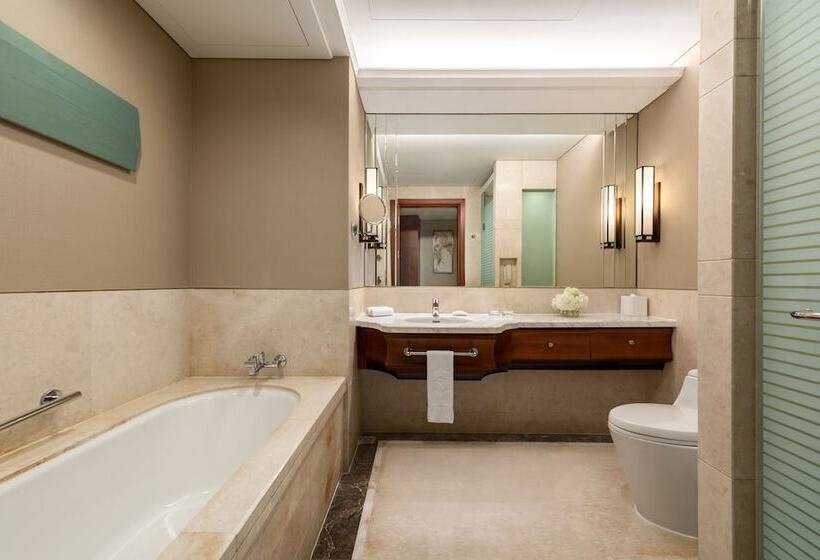 Номер Deluxe Вид на Море с Балконом, Shangrila Qinhuangdao