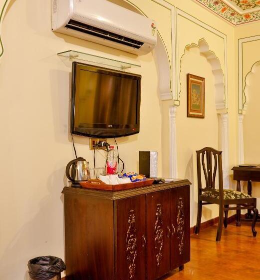 Camera Premium, Welcomheritage Traditional Haveli