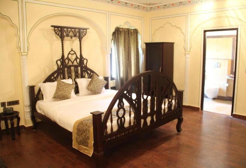 Camera Premium, Welcomheritage Traditional Haveli