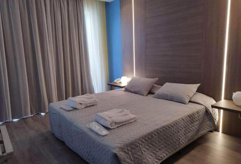 Полулюкс, Melini Hotel Suites