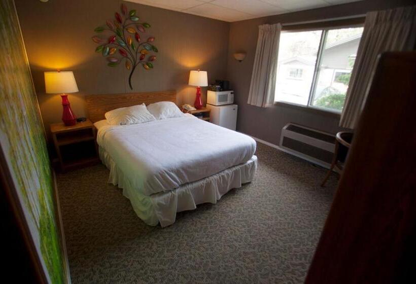 Номер Стандарт, Bavarian Inn, Black Hills