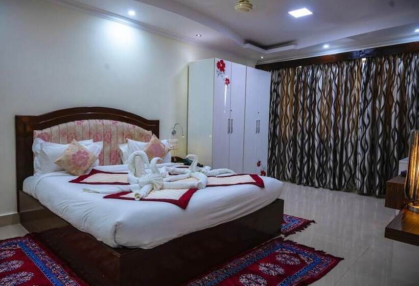 سوییت لوکس, Bodhgaya Regency