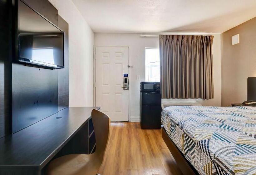 스탠다드 룸 킹사이즈 침대, Motel 6 North Little Rock, Ar Jfk Blvd